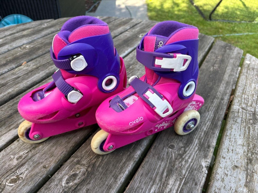 Inlineskates Oxelo Decahlon, 3 wielen Maat 26/28 verstelbaar, Sports & Fitness, Patins à roulettes alignées, Autres marques, Réglable