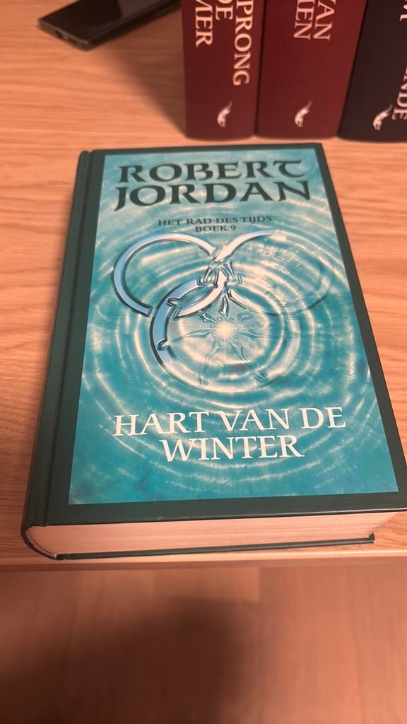 Robert Jordan - Hart van de winter, Ophalen, Robert Jordan
