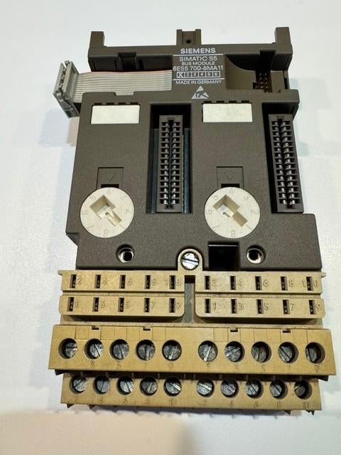 Siemens bus module 6ES5 700-8MA11, Ophalen of Verzenden, Gebruikt