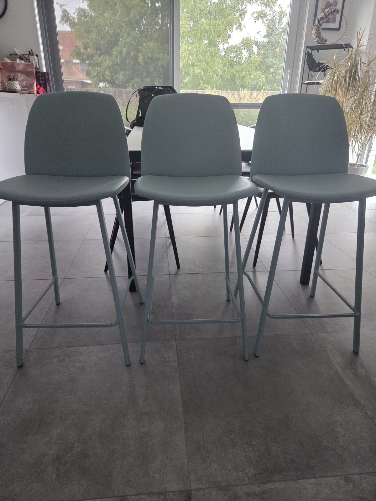 Hoge barstoelen 3 stuks, Ophalen