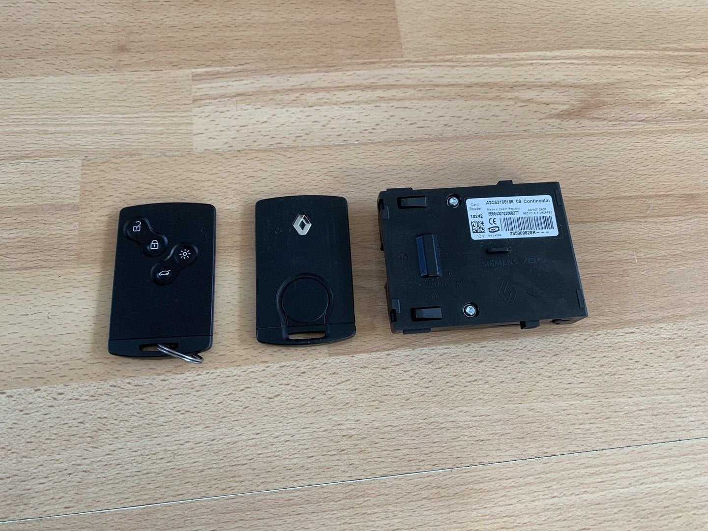 kaartlezer met sleutel renault megane / scenic / laguna III, Renault, -, Utilisé, -