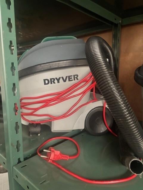 Aspirateur pro, Electroménager, Aspirateurs, Utilisé, Sac à poussière, Enlèvement