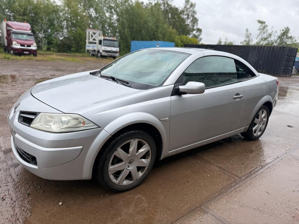 Renault Megane 2.0 Benzine - 2008 - 175.000 km - rijdt top!, Auto's, Bedrijf, Te koop, Benzine
