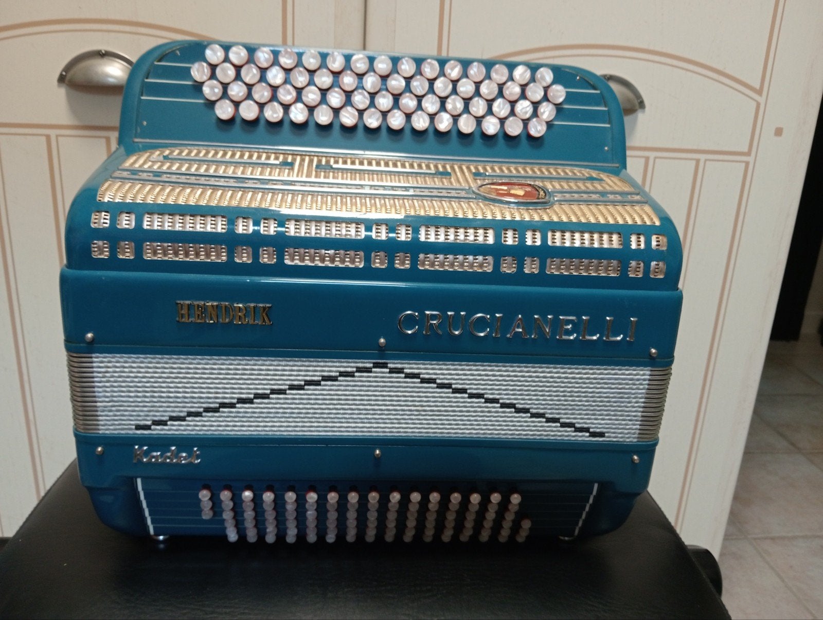 Accordéon Do 3 crucianelli junior, Musique & Instruments, Enlèvement, Avec valise