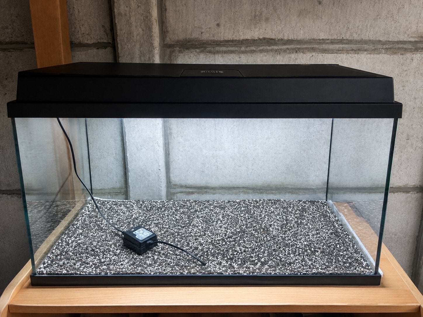 Aquarium vide, Enlèvement, Comme neuf