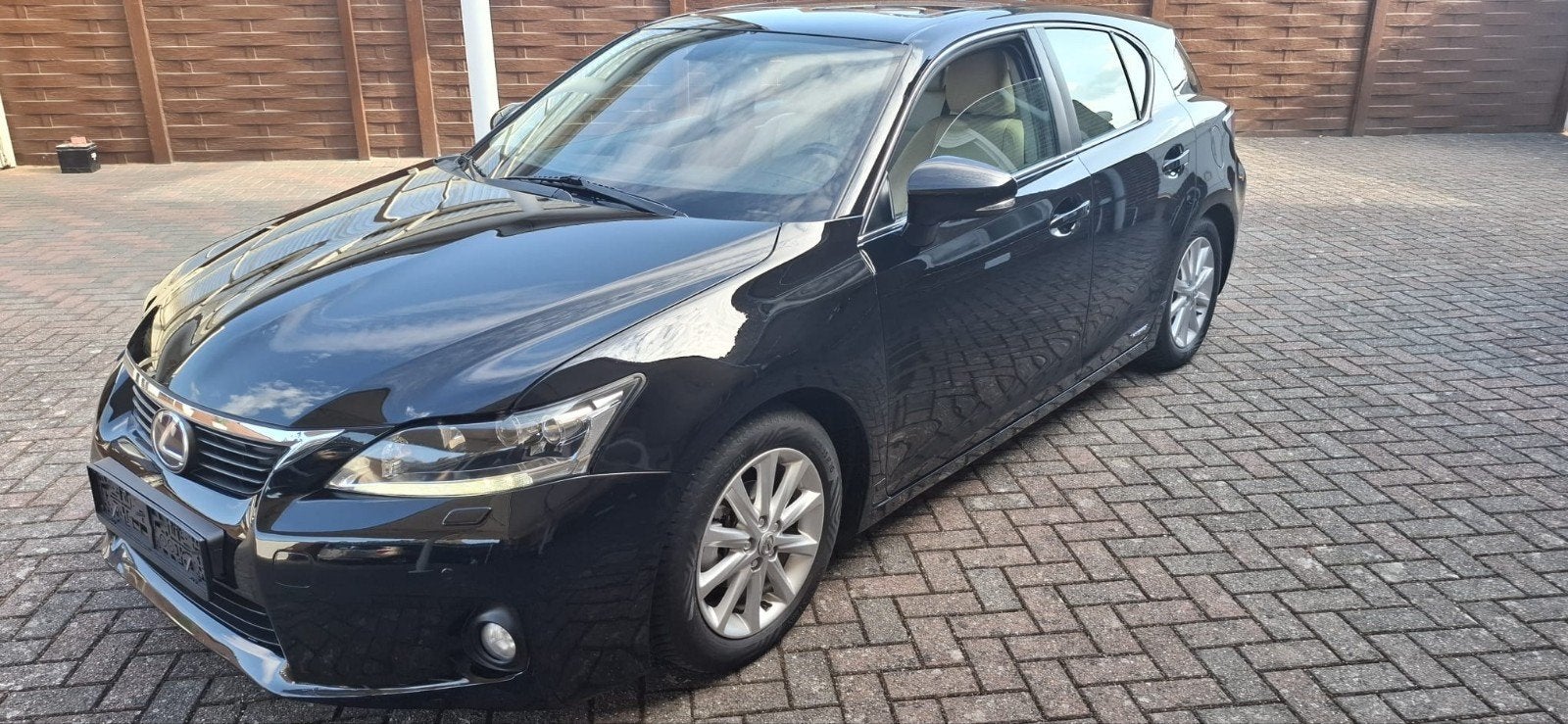 Lexus CT200H,Full option,Leder,Schuifdak,Mark Levinson etc., Auto's, Lexus, Beige, 4 cilinders, Leder, Dealer onderhouden