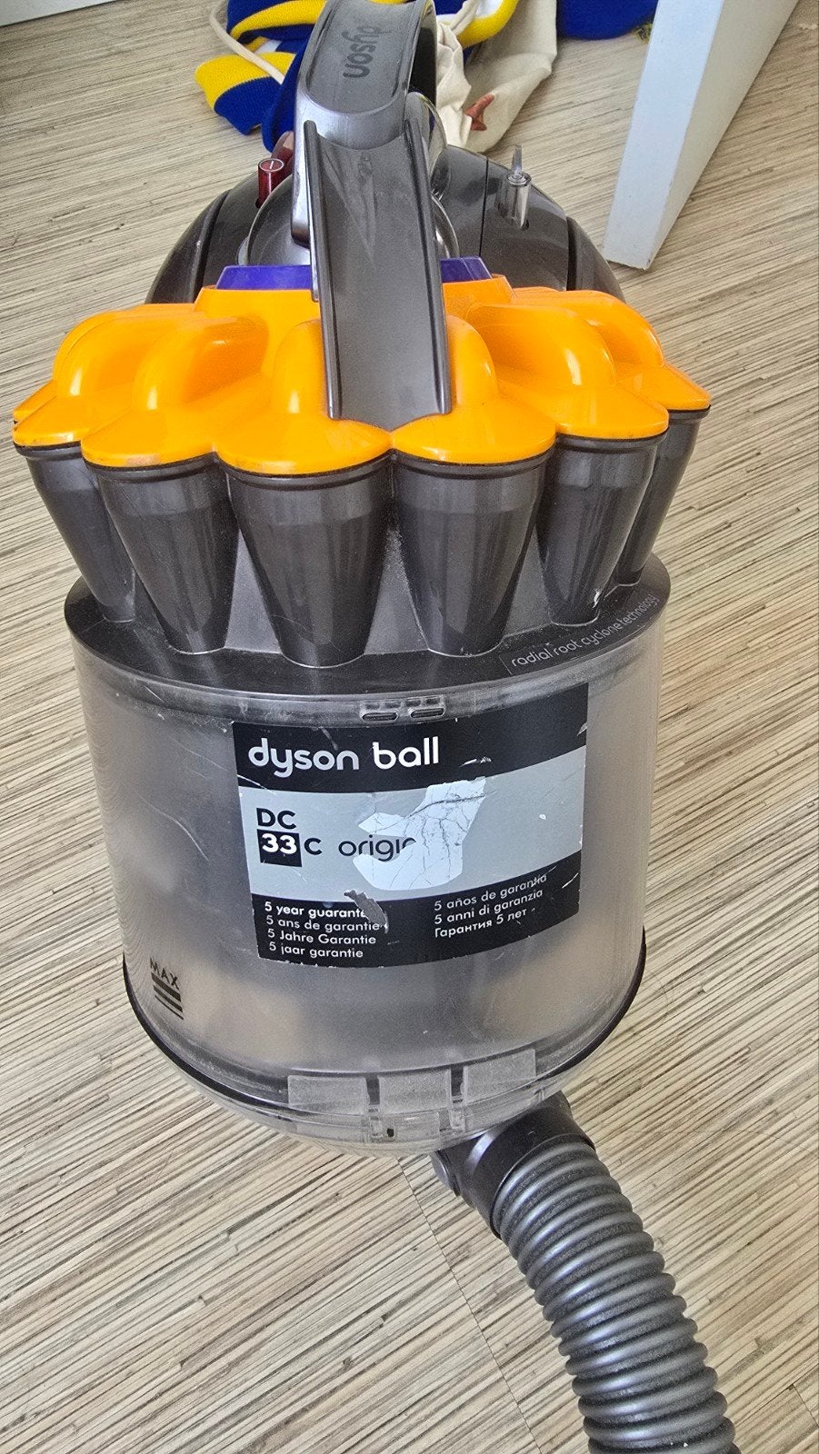 aspirateur dyson DC33, Enlèvement, Dyson