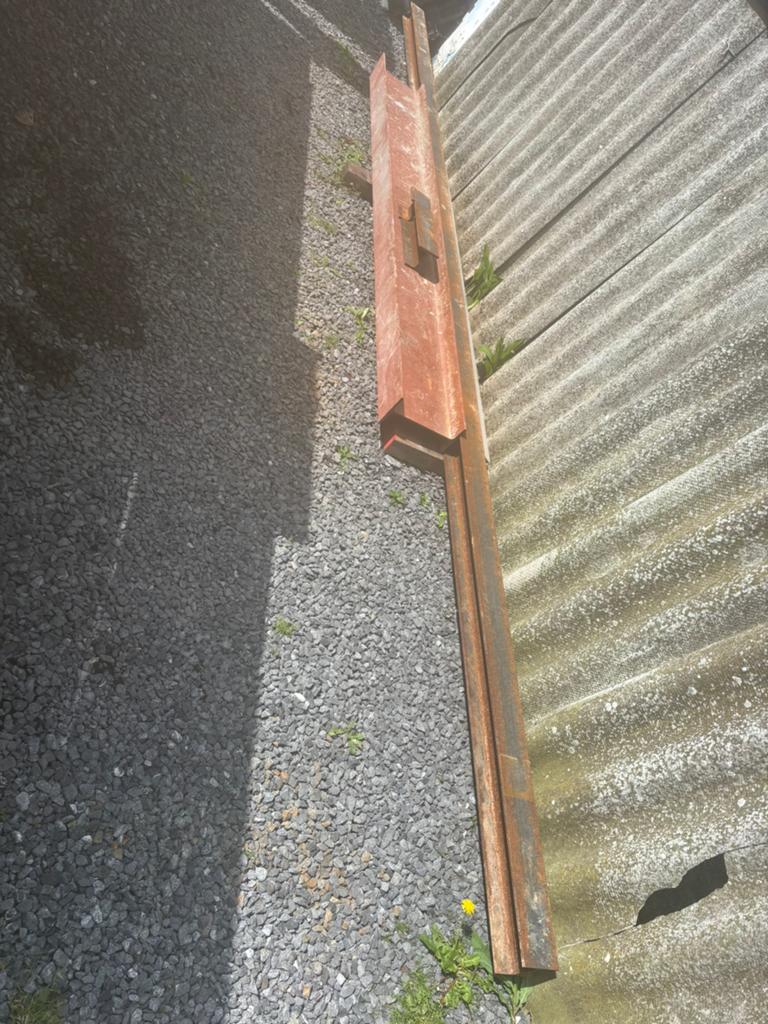 Poutrelle 2m60 longueur 27hauteur14largeur, Bricolage & Construction, Enlèvement, Comme neuf, Fer