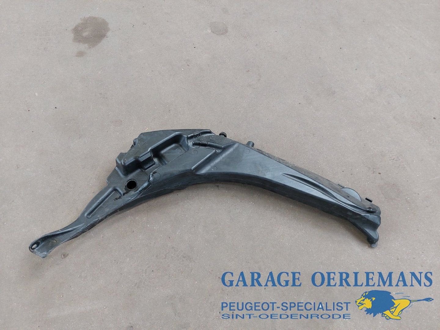 ruitensproeiertank / reservoir peugeot 308 sw T9 9801927380,, -, Utilisé, -, ARN reconnu