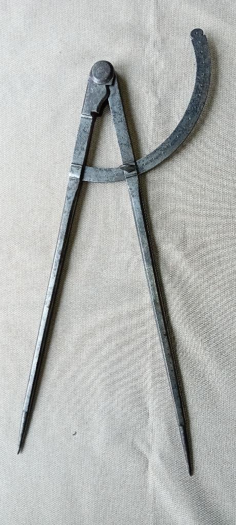 Zrote zeldzame antieke metalen passer, Ophalen of Verzenden