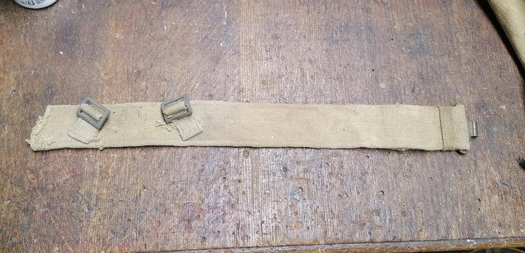 Relique militaire ceinturon Anglais Gb WW2 1944, Collections, Envoi, Autres, Autres types