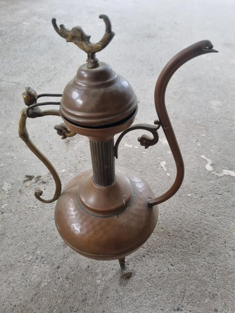 Cruche en cuivre, Enlèvement ou Envoi