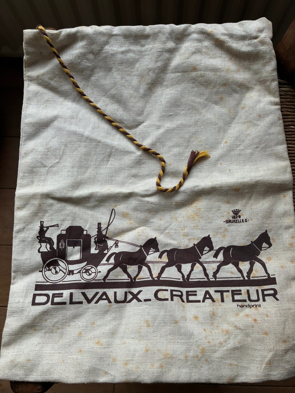Delvaux stofzak voor handtas, Handtassen en Accessoires, Tassen | Damestassen, Ophalen, Zo goed als nieuw, Handtas