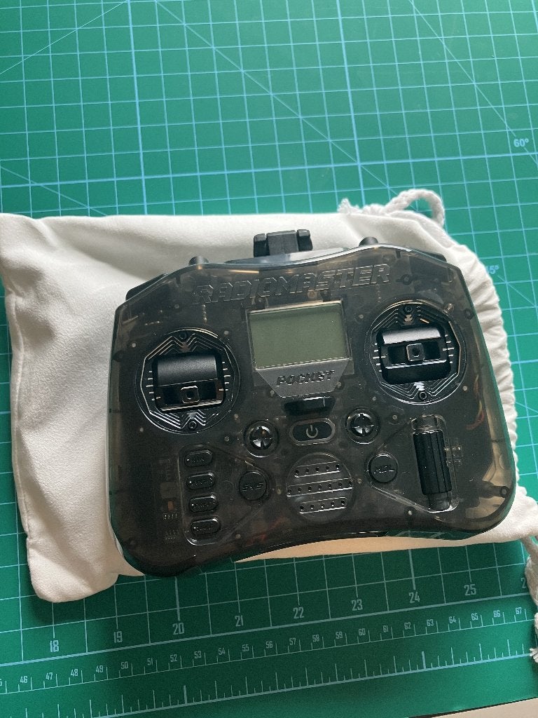 Radiomaster pocket charcoal elrs met AG01 CNC gimbals, Ophalen of Verzenden, Zo goed als nieuw