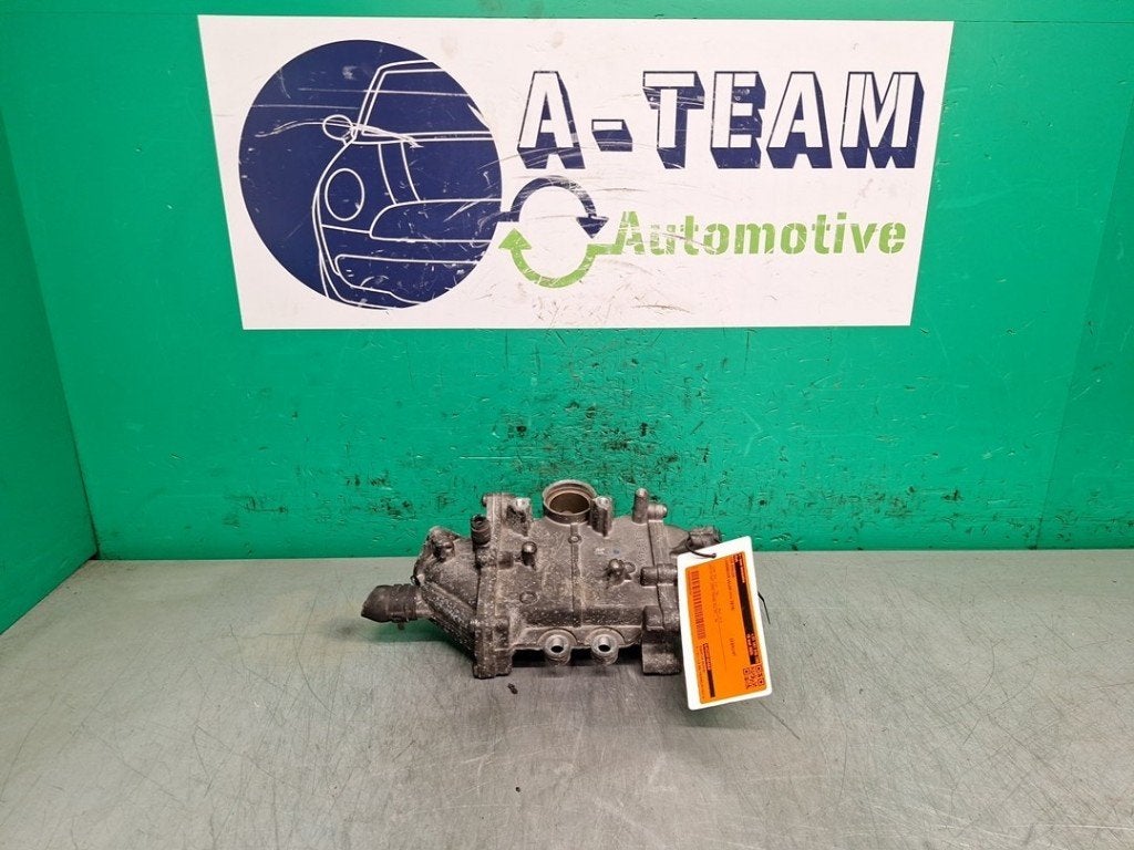 REFROIDISSEUR EGR Range Rover Velar (LY) (|G4D39F464AD|), Campus Kronberg 7
61476  Kronberg im Taunus, DE, Land Rover, Utilisé