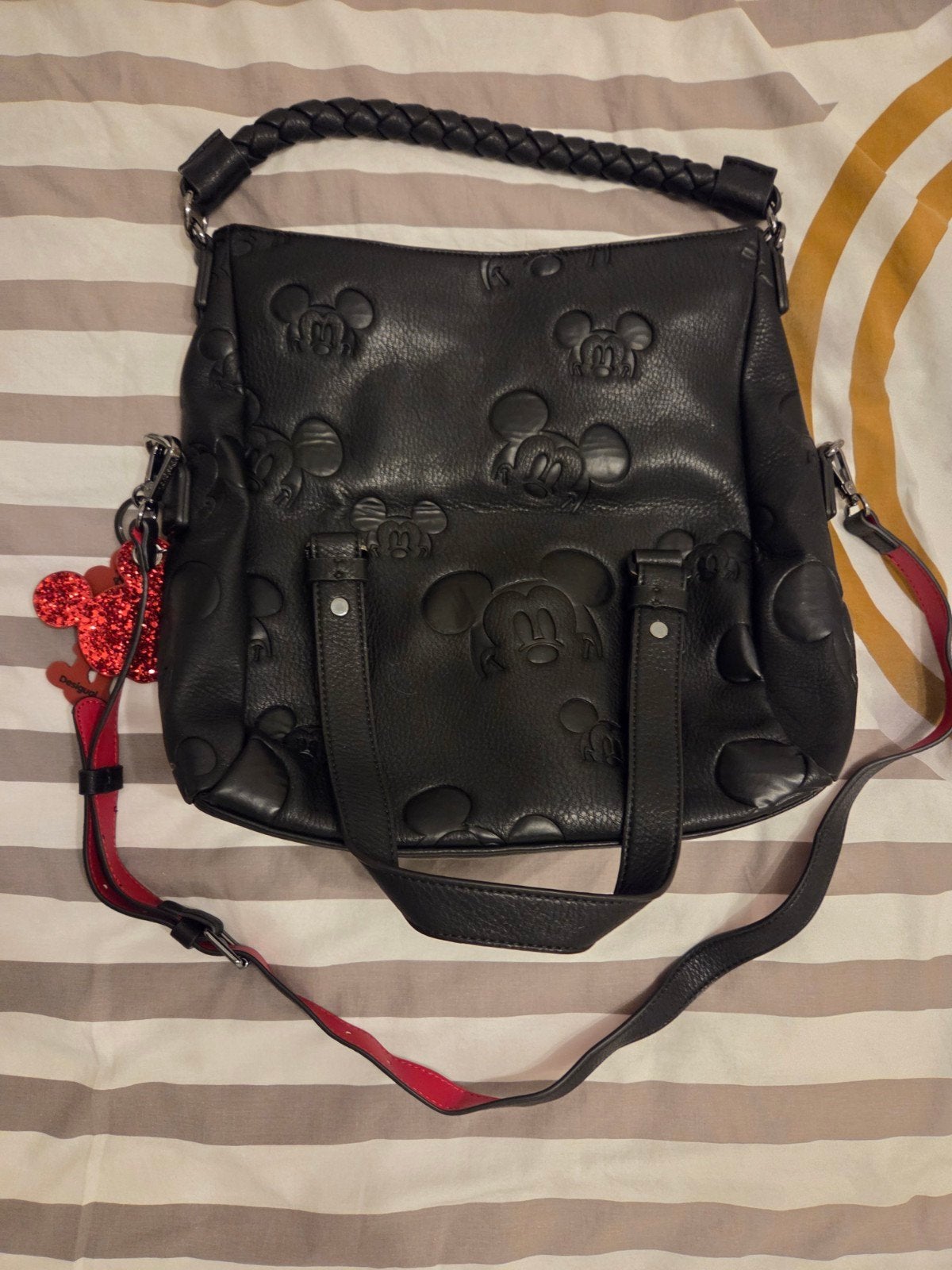 Tas Mickey 'Desigual', Enlèvement
