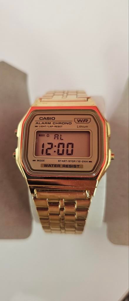 Casio Retro Digitaal dames horloge. Prijs bespreekbaar, Handtassen en Accessoires, Horloges | Dames, Ophalen, Nieuw, Polshorloge