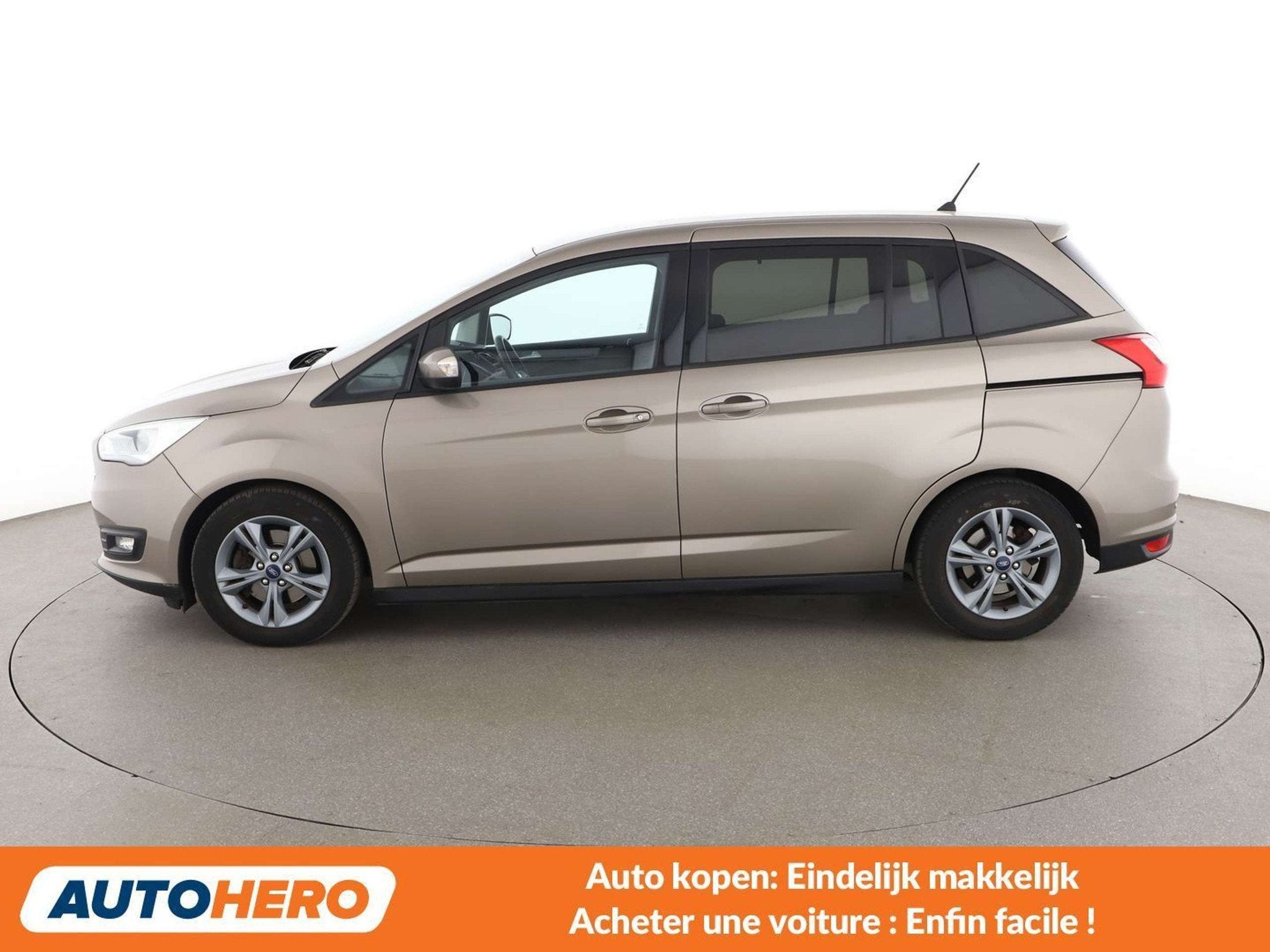 Ford Grand C-Max 1.0 EcoBoost Cool&Connect (bj 2018), Auto's, Voorwielaandrijving, Stof, Gebruikt, Beige