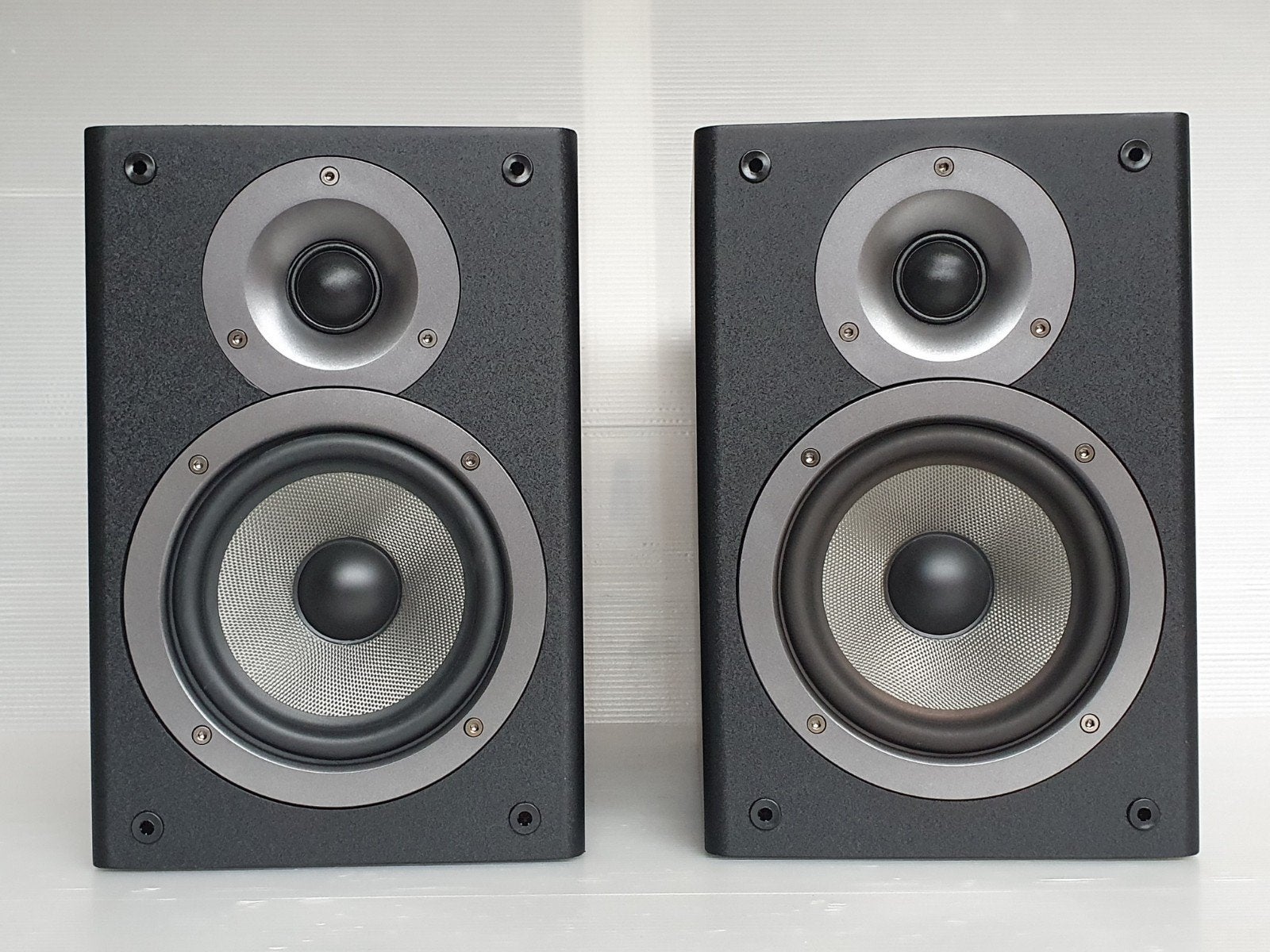 90'ties Kubusboxen Cult klassieker, Ophalen of Verzenden, Zo goed als nieuw, Stereo speakers, Philips