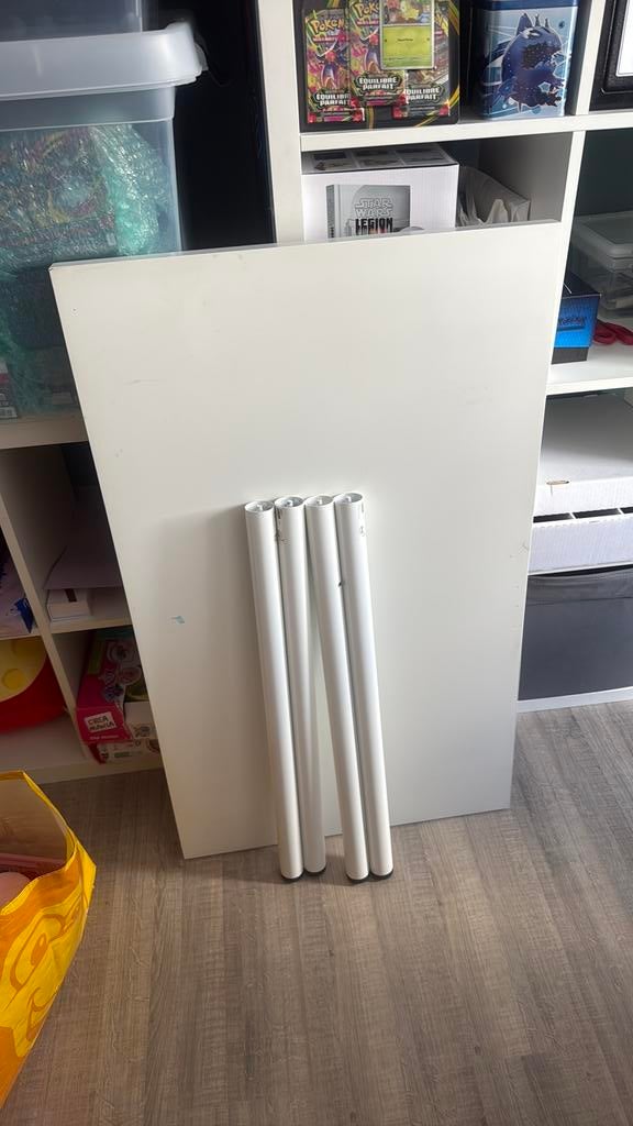 Bureau ikea 1m20, Ophalen, Zo goed als nieuw