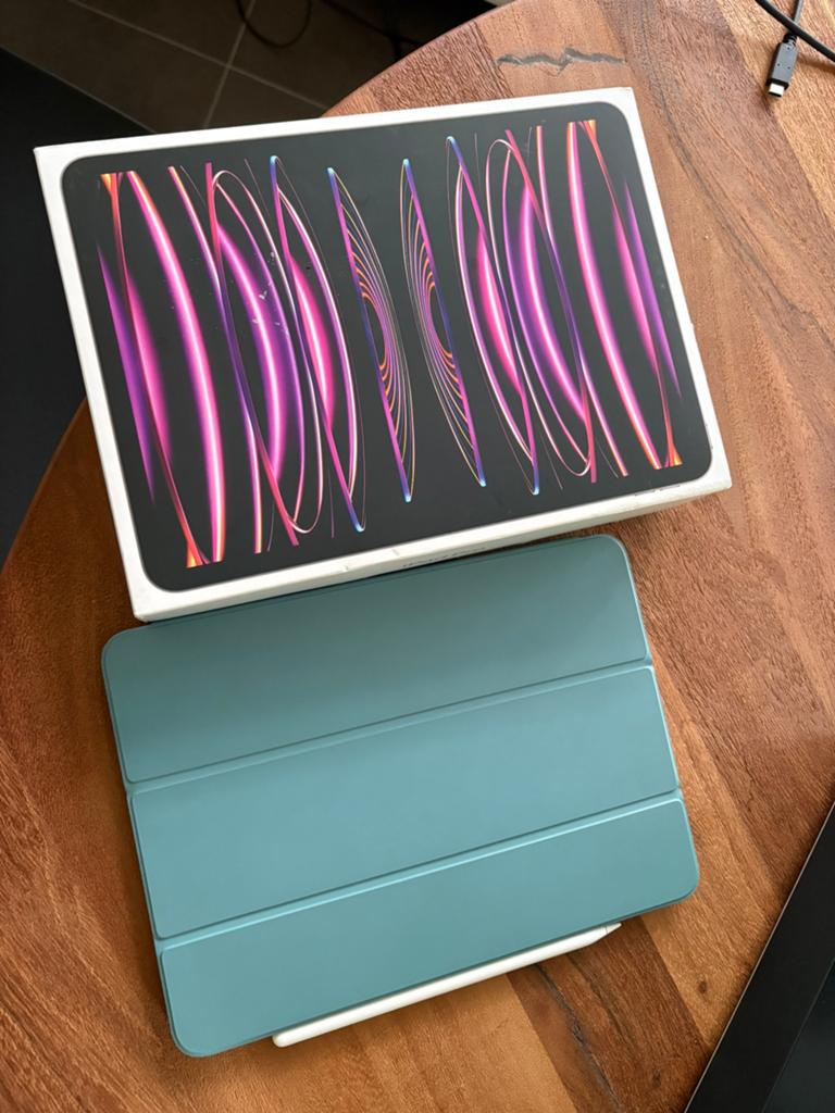 Ipad Pro 11 inch - 2022 - 128 GB Zwart - wifi, M2, Informatique & Logiciels, Apple iPad Tablettes, 11 pouces, Comme neuf, Enlèvement