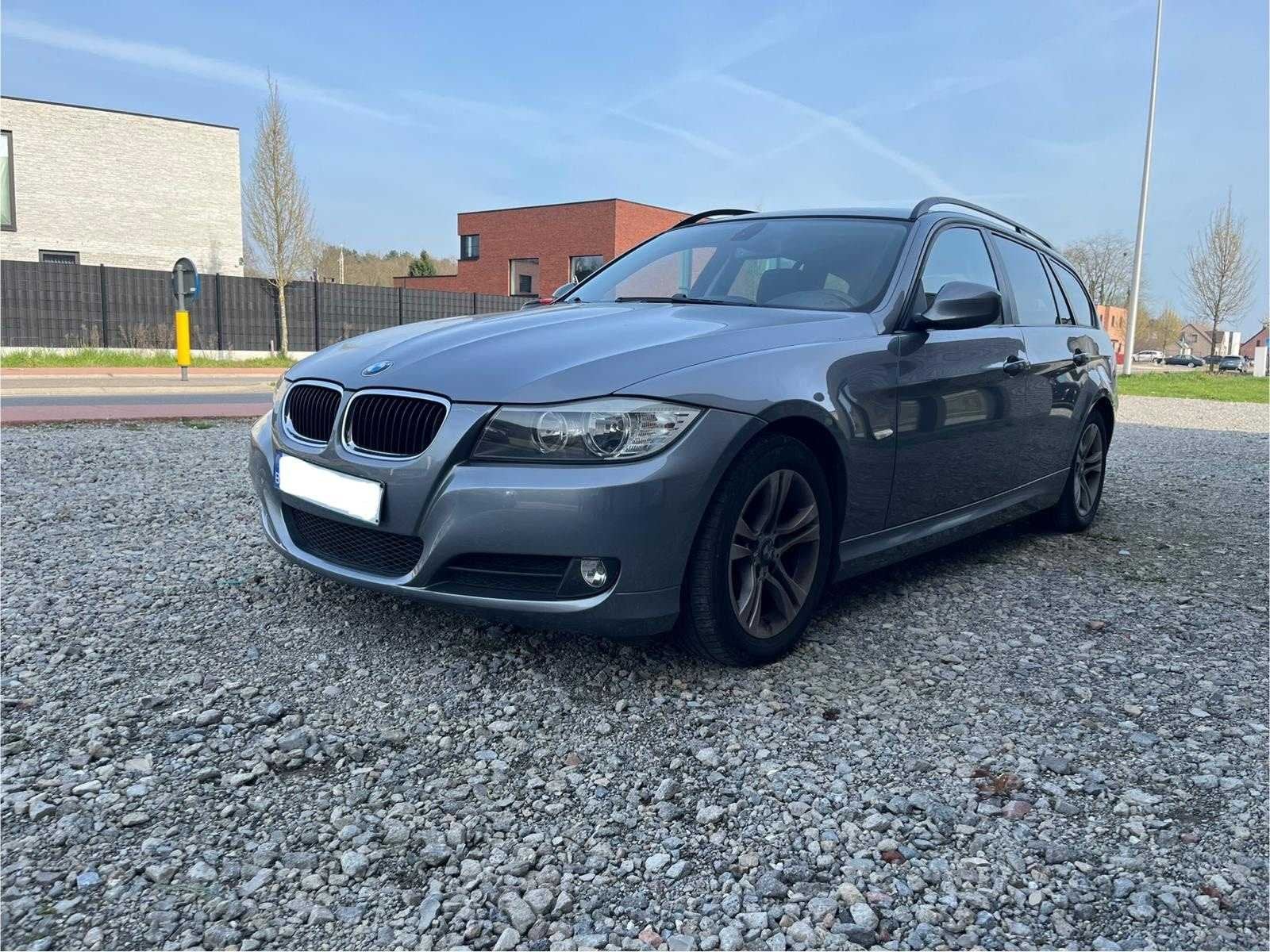 BMW 320I Voiture de tourisme 2009, Autos, BMW, Entreprise, Série 3, Essence, Autre carrosserie, Automatique, Occasion