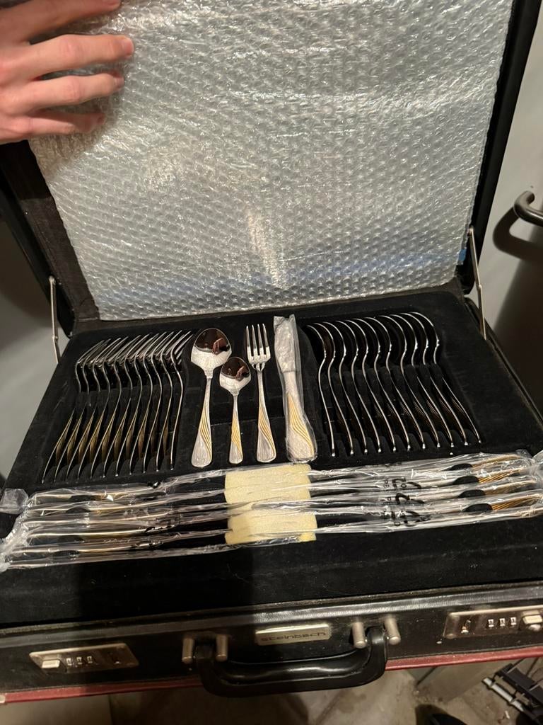 Bestek koffers, Huis en Inrichting, Keuken | Bestek, Ophalen, Zo goed als nieuw