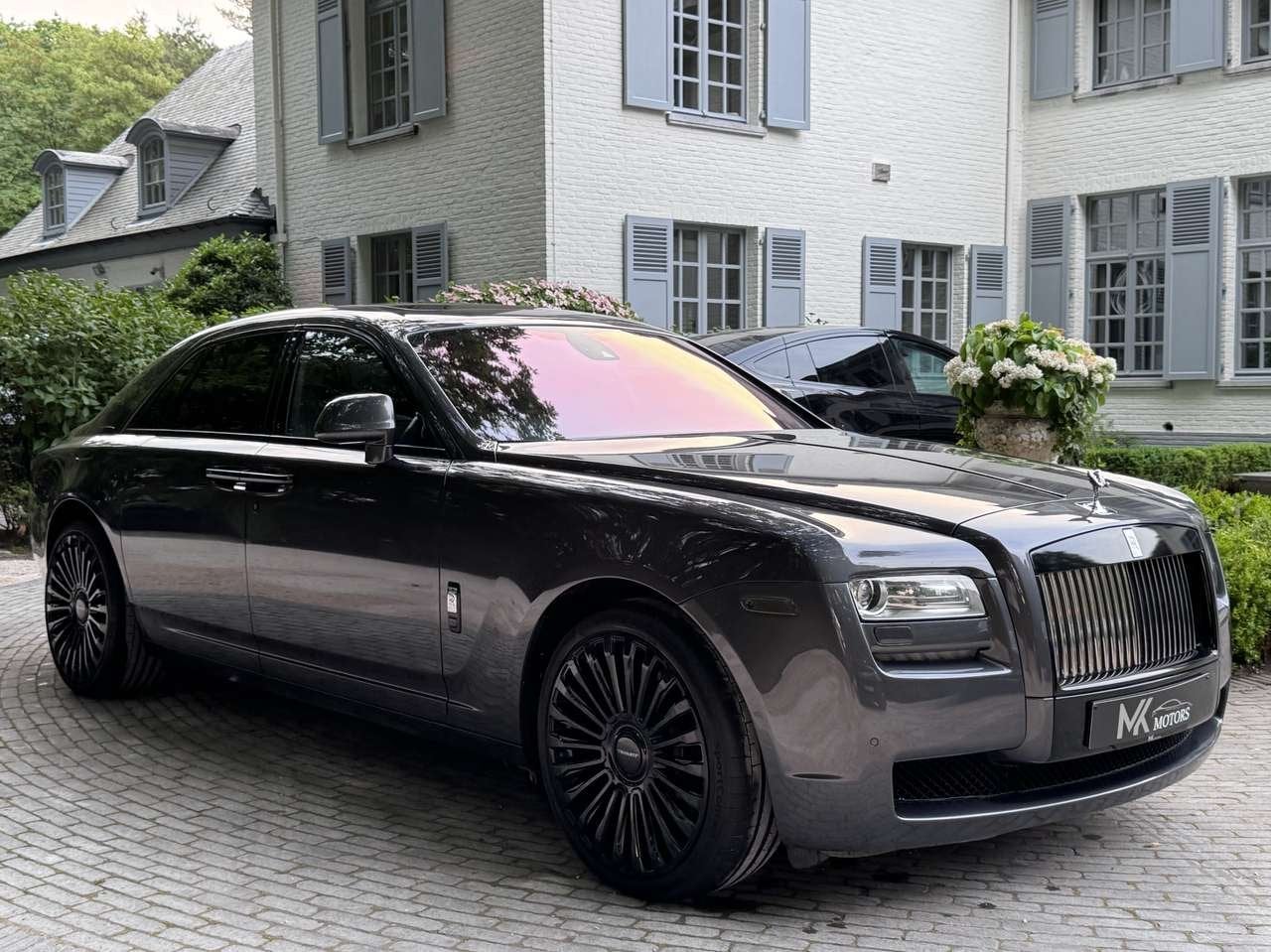 Rolls-Royce Ghost 6.6i V12 /Panorama/ Rear tv/ Mansory whee, Autos, 0 kg, Achat, Phares au xénon, Entreprise