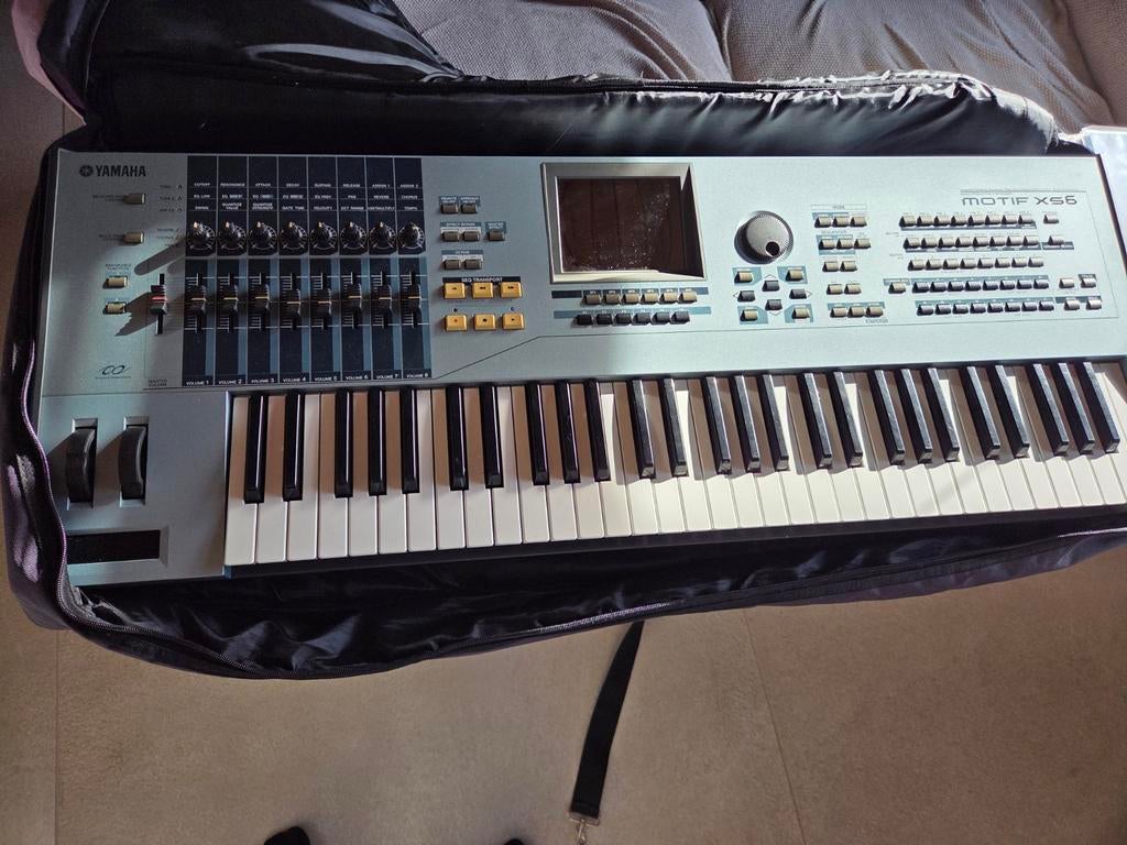 Motif xs6, Yamaha