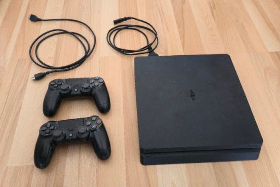 Ps4 slim, 2 controllers, 1tb opslag, Games en Spelcomputers, Spelcomputers | Sony PlayStation 4, Ophalen, Met 2 controllers, Zo goed als nieuw