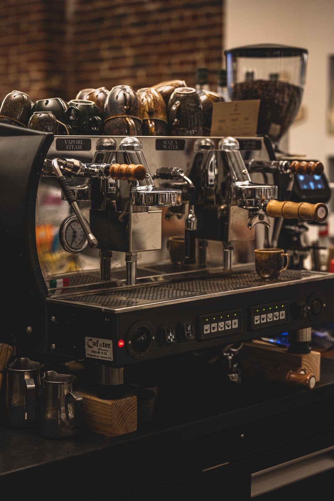 2 groep professioneel koffiemachine la nuova era, Electroménager, Cafetières, Comme neuf, Cafetière, Enlèvement