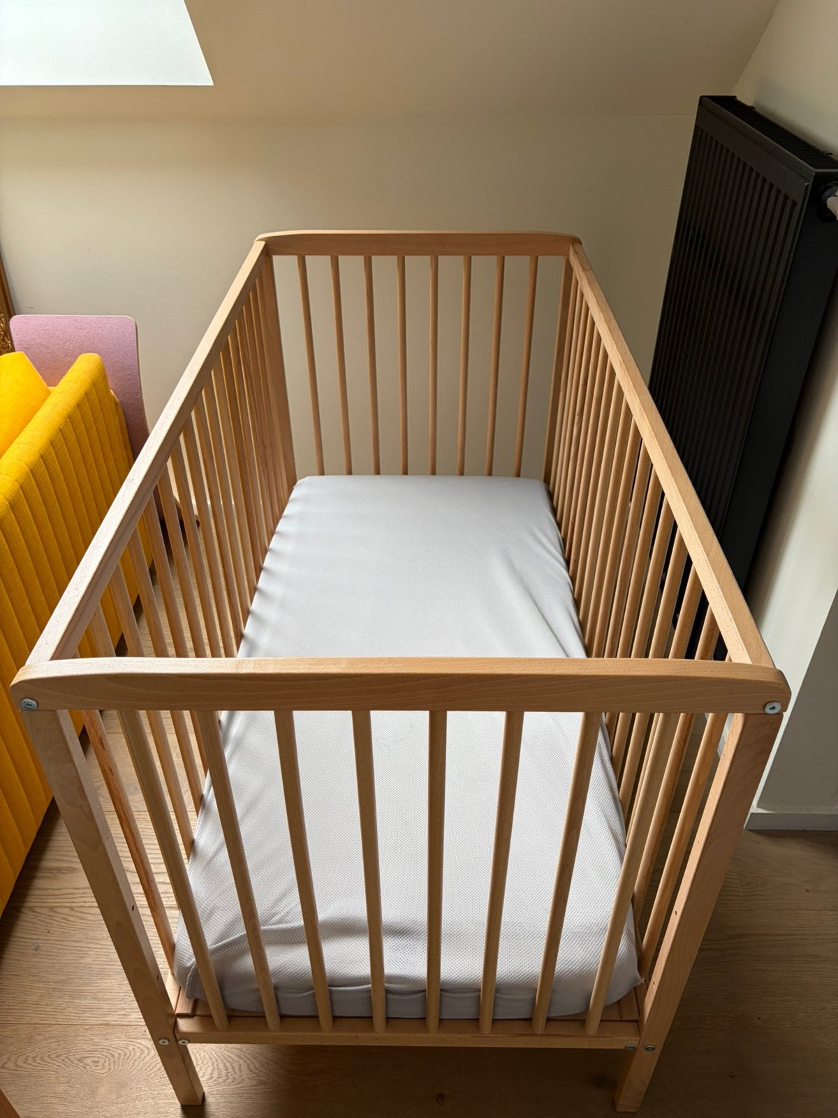 Kinderbed - ledikant, Kinderen en Baby's, Ophalen, Zo goed als nieuw, Ledikant