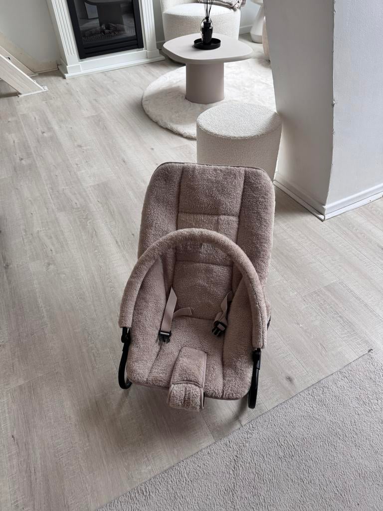 Relax little Dutch nieuwstaat, Ophalen, Zo goed als nieuw