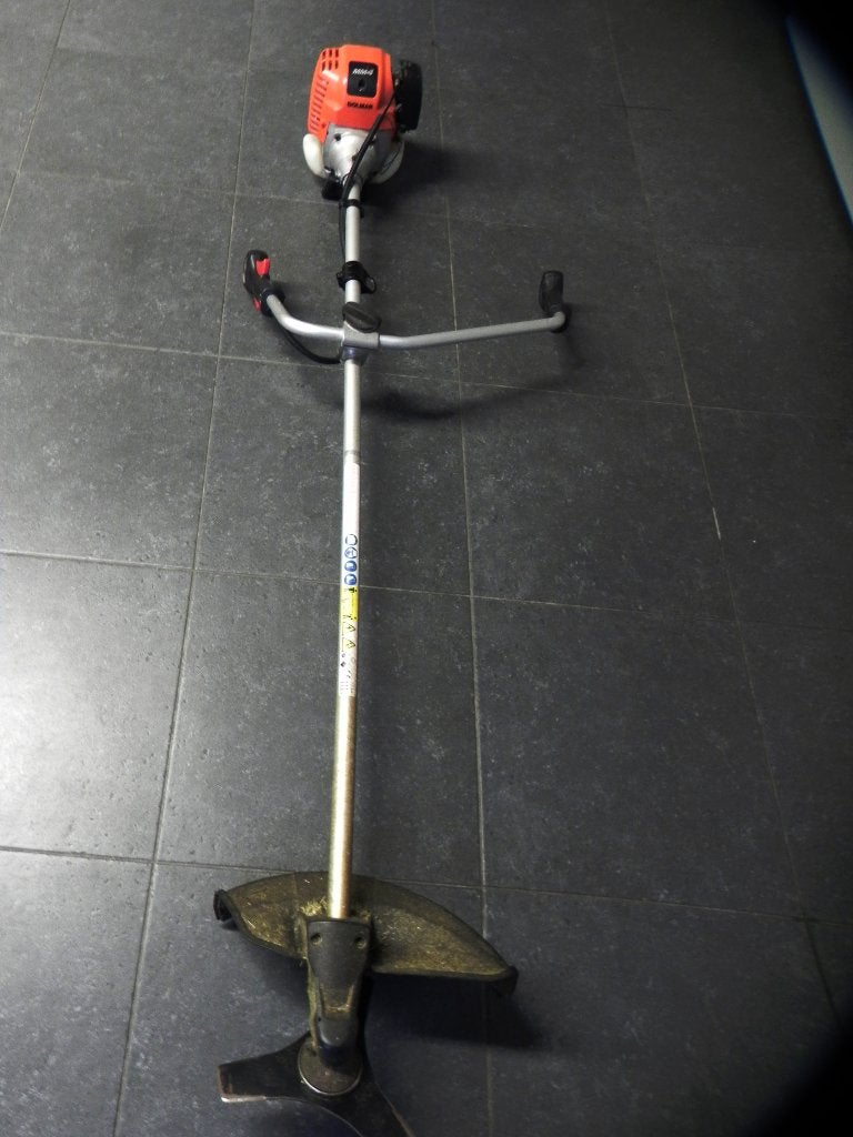 Bosmaaier Dolmar MS-335.4U 4-takt Bosmaaier 33,5 cc z.g.a.n, Comme neuf, Enlèvement, 10 à 30 cm, Essence