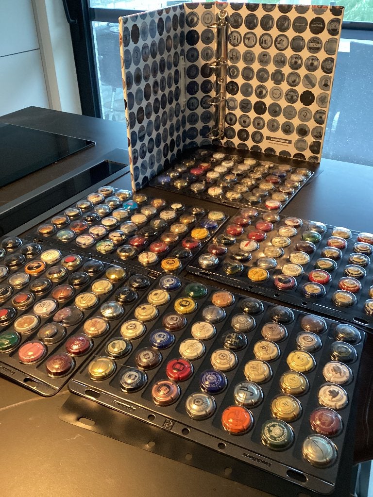 Map + insteekbladen + champagne capsules, Enlèvement ou Envoi