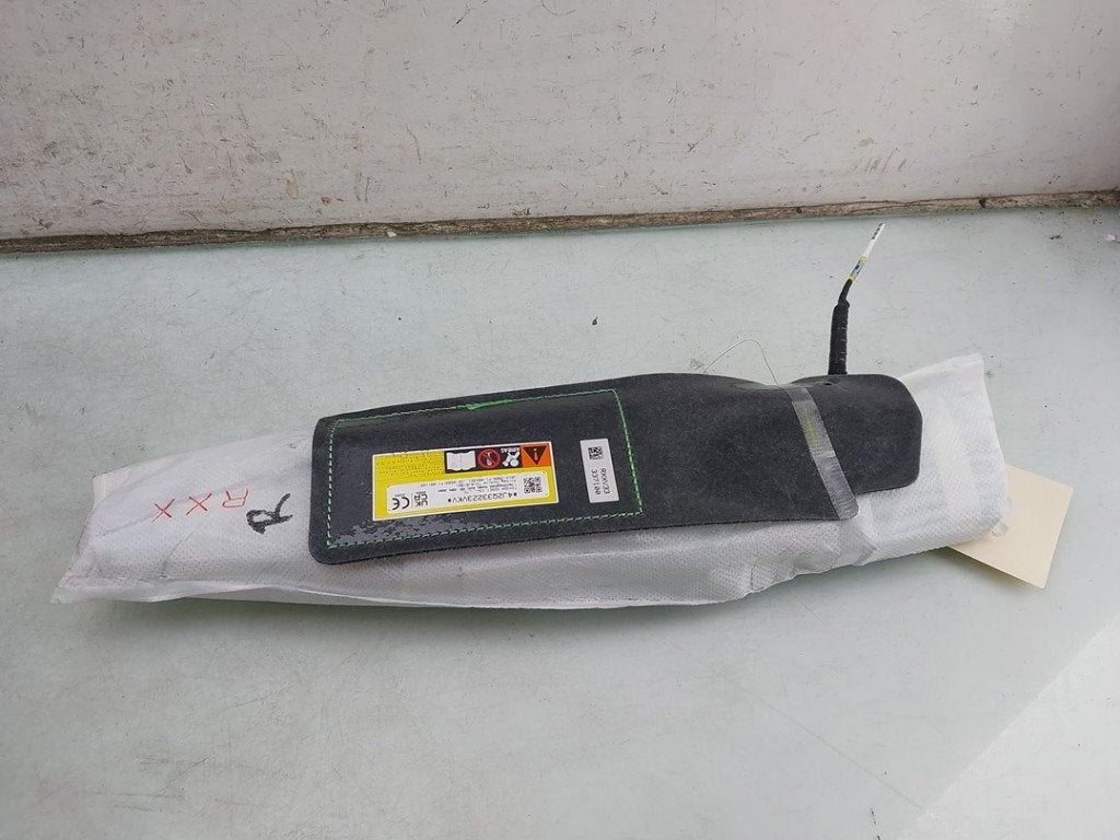 AIRBAG SIEGE Toyota Yaris Cross (PB1 / PJ1) (01-2020/-), Kundenbetreuung@toyota.de, Toyota, Utilisé, Toyota-Allee 2
50858  Köln, DE