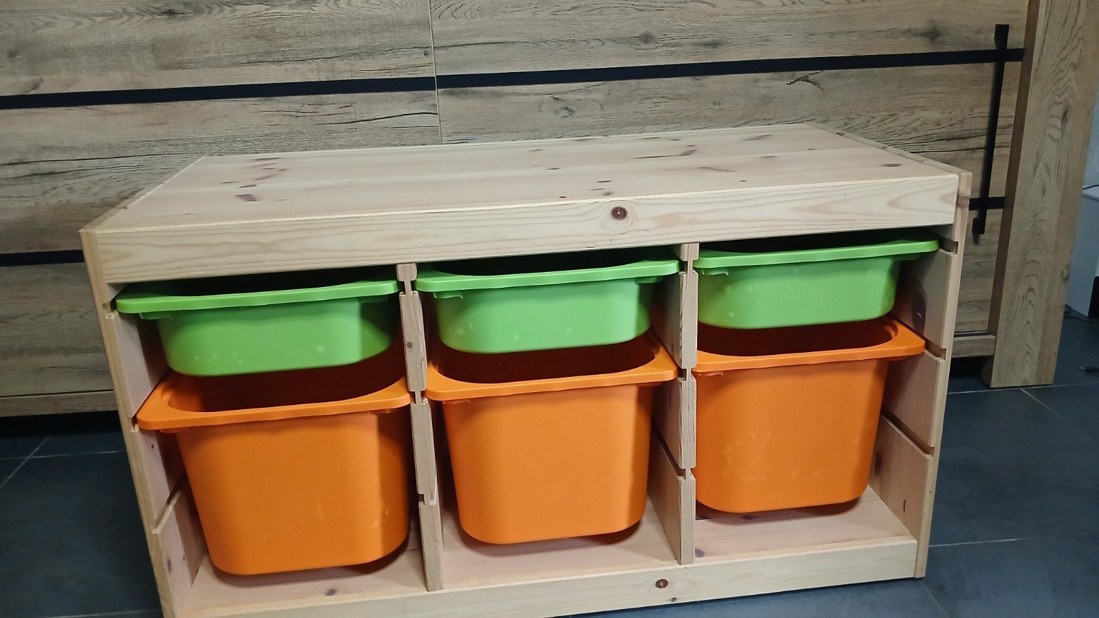 Trofast kasten (Ikea), Ophalen, Kast