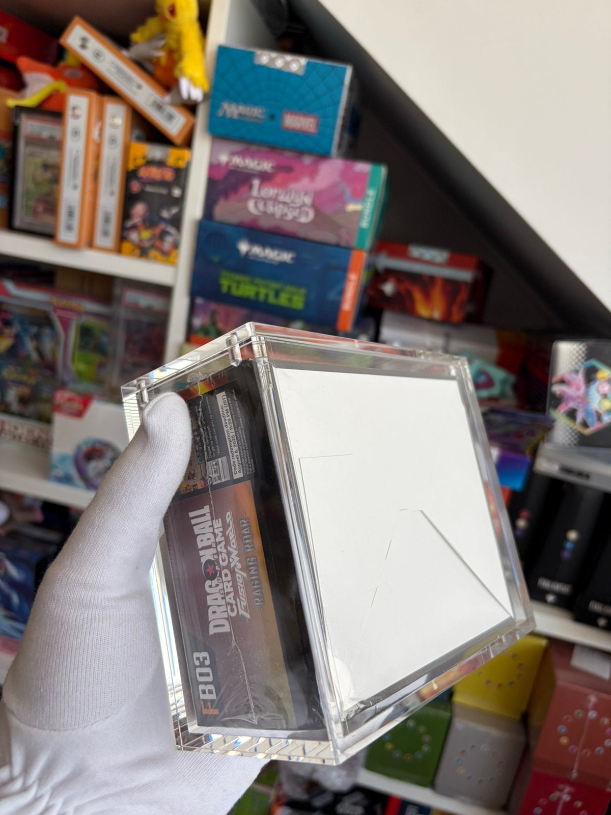 Dragon Ball Booster Box Acrylic Magnetic Display Case UV, Ophalen of Verzenden, Zo goed als nieuw, Booster