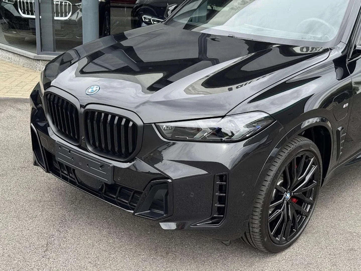 BMW X5 xDrive50e M Sport Pro / PANO / BOWERS&WILKINS / MASSA, Autos, BMW, Cuir, Achat, X5, Noir