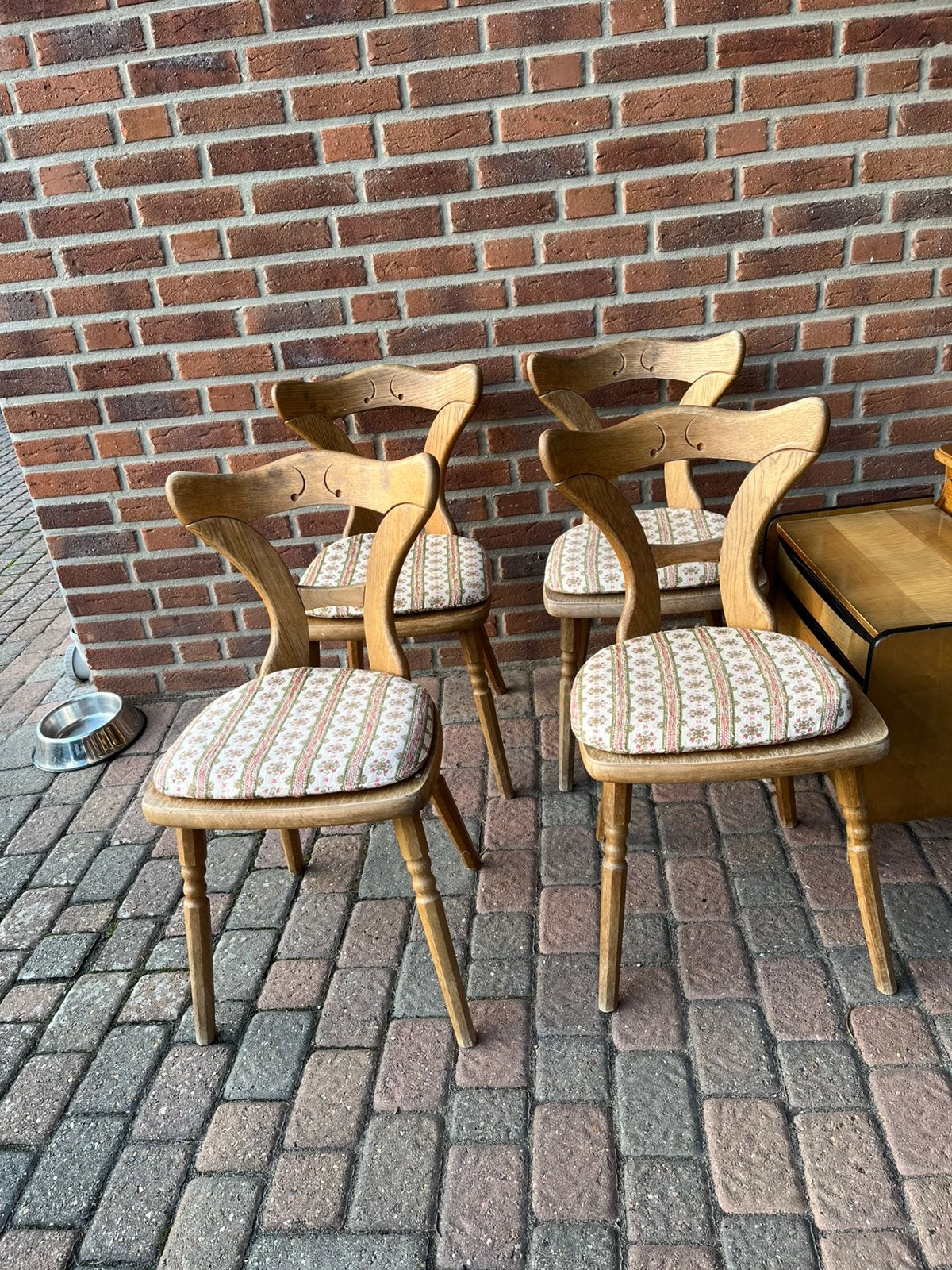 Le prix des chaises vintage en chêne est de 4, Maison & Meubles, Brun, Enlèvement, Utilisé, Bois