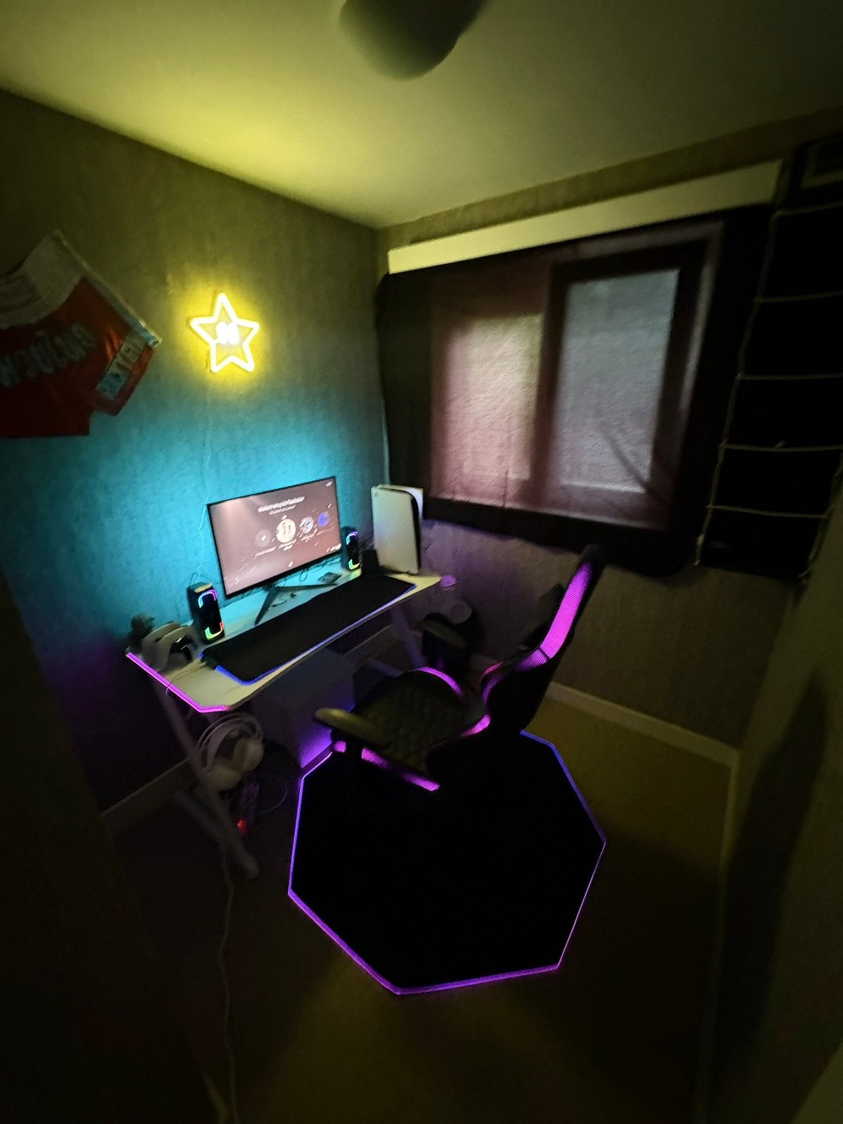 Gamebureau gamestoel, Huis en Inrichting, Ophalen, Zo goed als nieuw