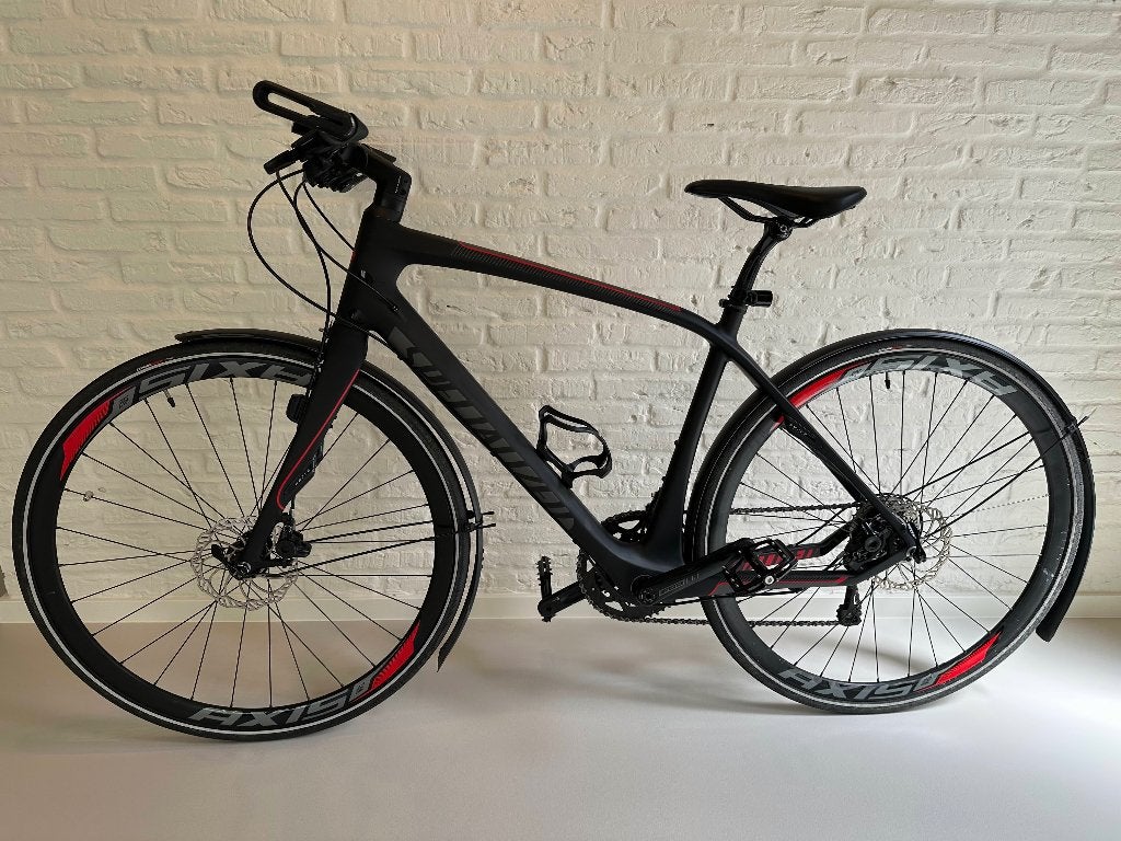 Specialized Sirrus Expert Disc Carbon - Zwart/Grijs/Rood, Vélos & Vélomoteurs, Vélos | Hommes | Vélos de sport & Vélo de randonnée