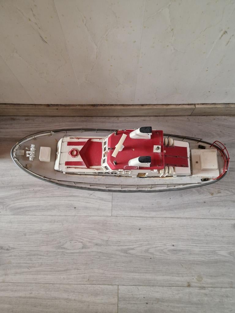 Rc boot de sar te koop, Ophalen