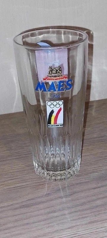 Bierglas/Maes Pils/Brigitte Becue/O.S. Atlanta 1996, Verzamelen, Ophalen of Verzenden, Bierglas