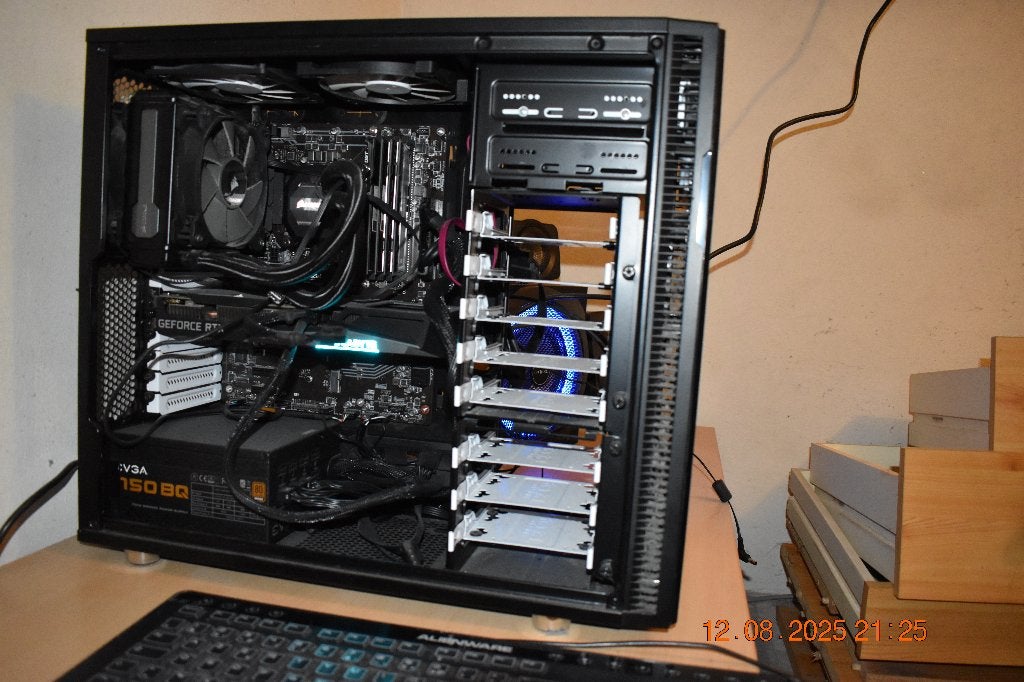 4 x 8 RAM-geheugen voor desktops = 32 GB, Ophalen, 32 GB, DDR4, Zo goed als nieuw
