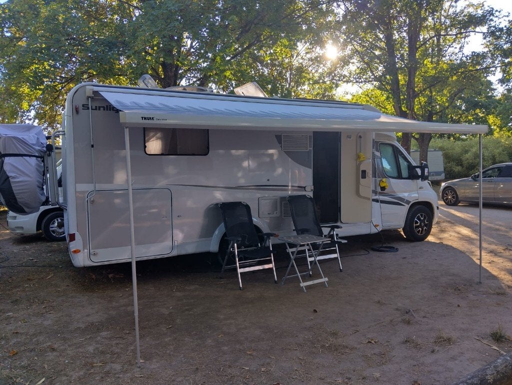 Camper te koop, Caravanes & Camping, Camping-cars, Boîte manuelle, Semi-intégral, 7 à 8 mètres, Chauffage annulaire