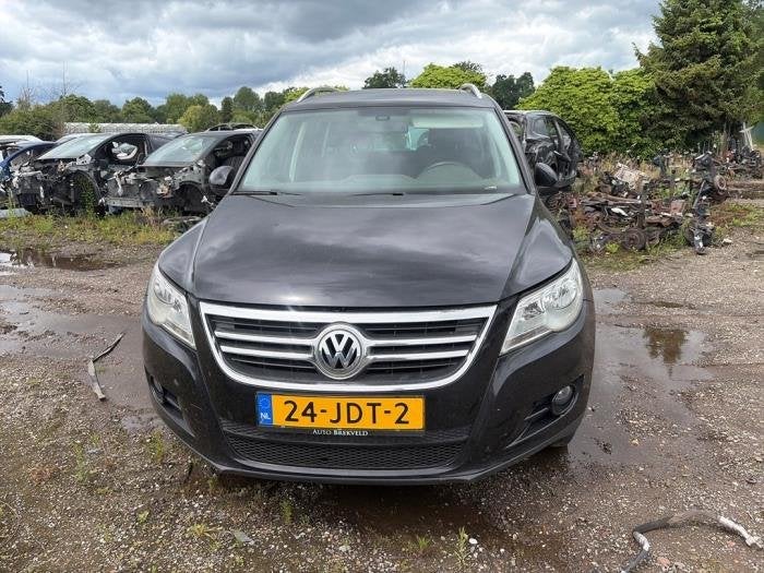 Koplamp rechts van een Volkswagen Tiguan, Gebruikt, -, Volkswagen, -