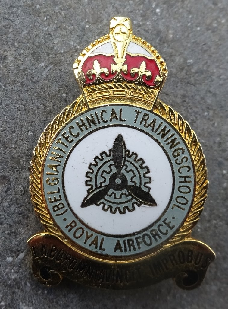 FORCE AERIENNE BELGE - ER TECH - INSIGNE DE CALOT OFFICIER, Envoi, Armée de l'air, Emblème ou Badge