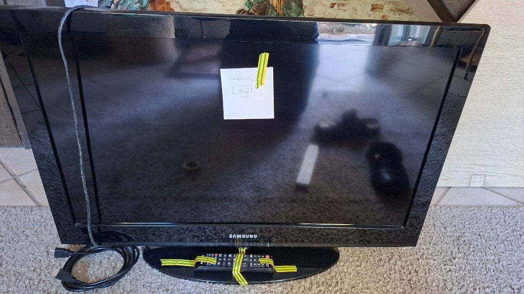 Téléviseur Samsung de 90 cm de diamètre, LED, 50 Hz, 80 à 100 cm, Enlèvement