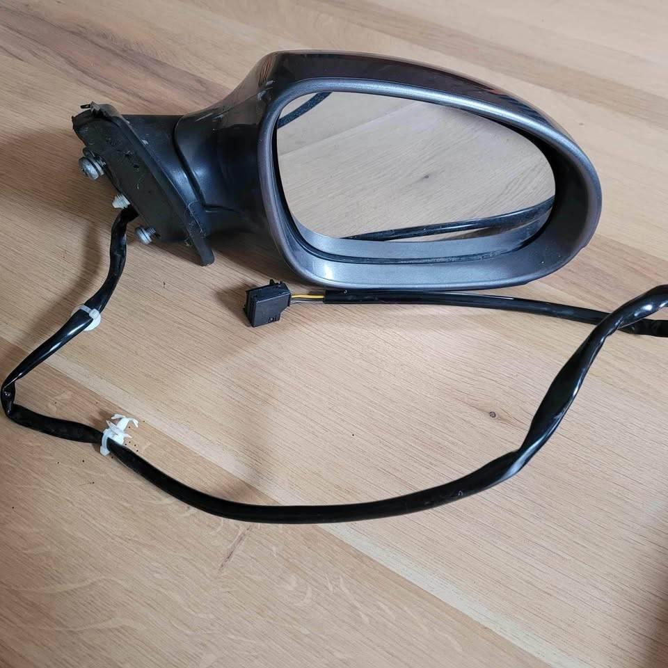 VW Passat B6 elektrische achteruitkijkspiegel rechts, Ophalen of Verzenden, Gebruikt, Volkswagen